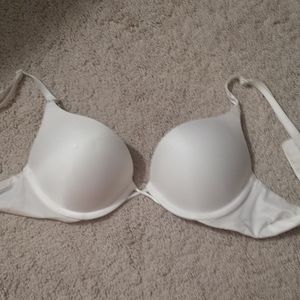 Victoria Secret Bombshell Bra